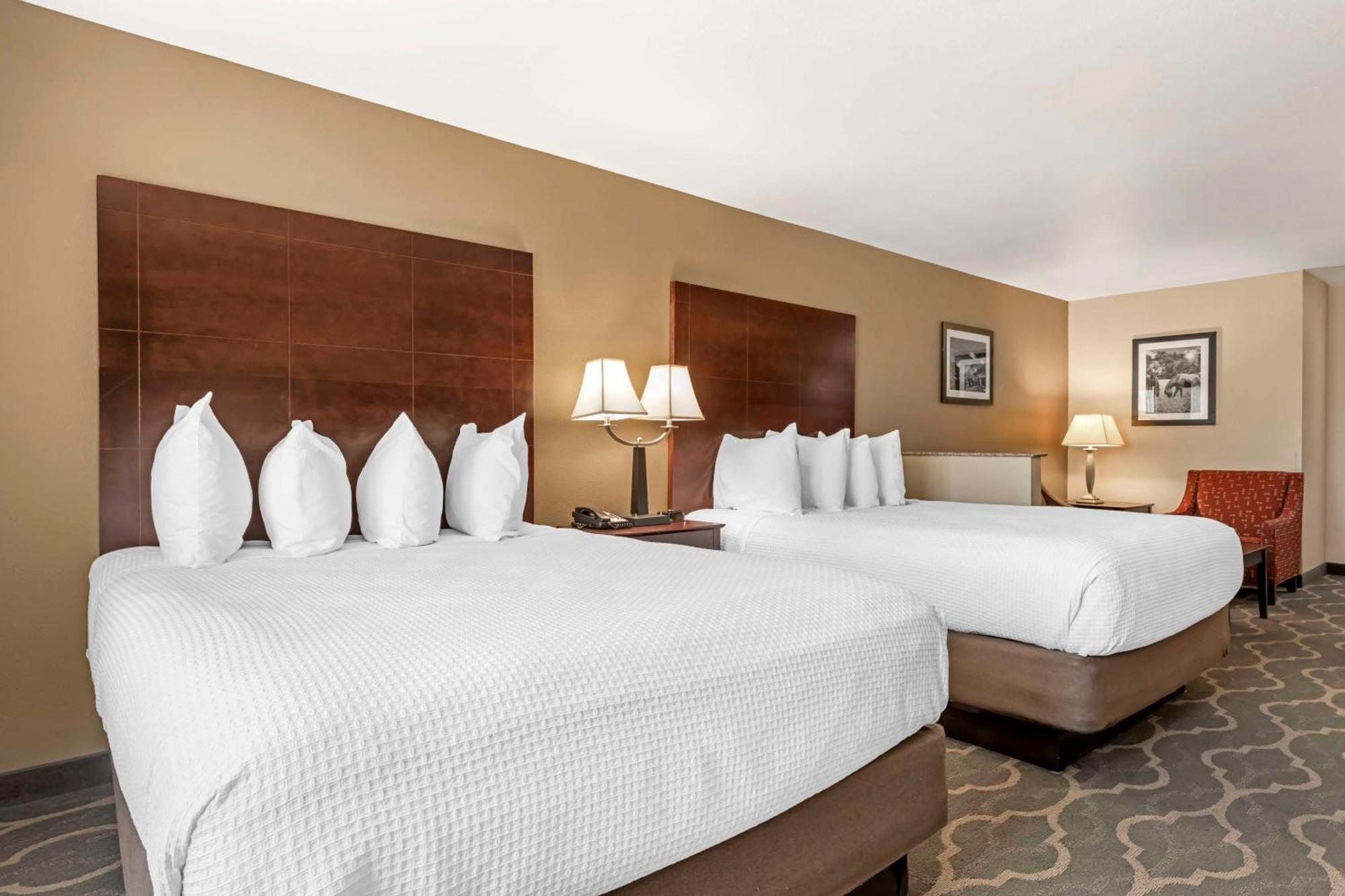Best Western Plus Burleson Inn & Suites Exterior photo